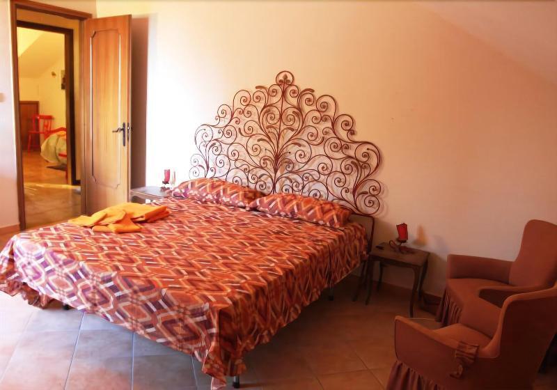 Etna Hut Bed & Breakfast Nicolosi Ngoại thất bức ảnh
