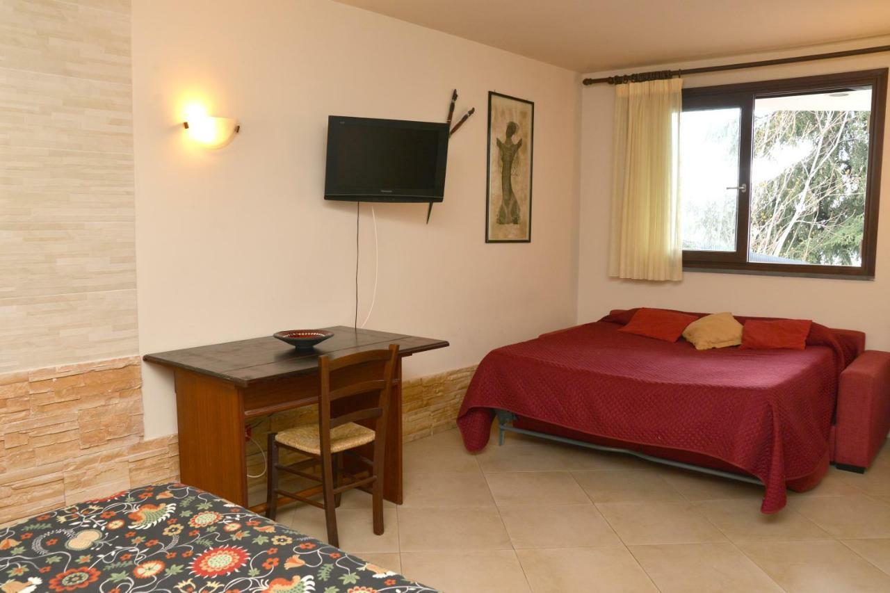 Etna Hut Bed & Breakfast Nicolosi Ngoại thất bức ảnh